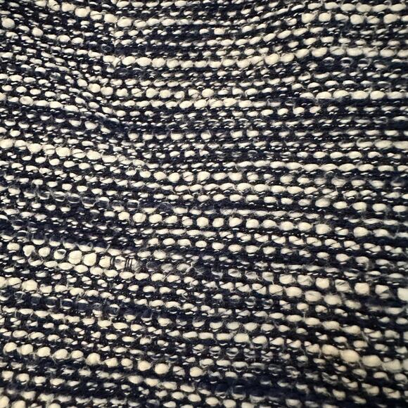 Joie blue & white tweed shorts size 8 - Picture 4 of 10